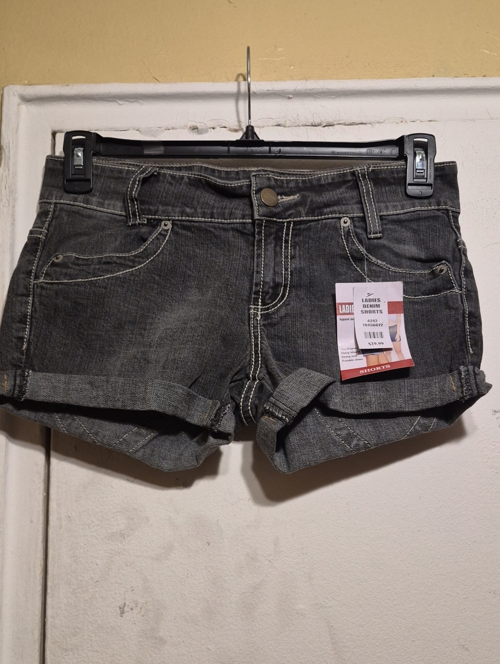 Moossimo Ladies' Dark Gray Denim Cuffed Shorts - SZ 7/8